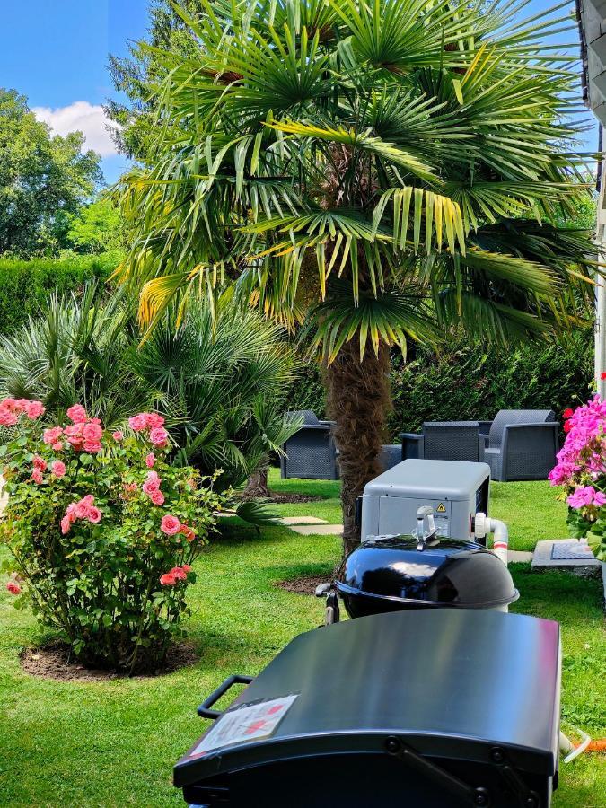 Gite Pause Au Jardin Piscine Chauffee Saint-Branchs المظهر الخارجي الصورة